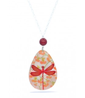 Collar nácar B, Libélula roja